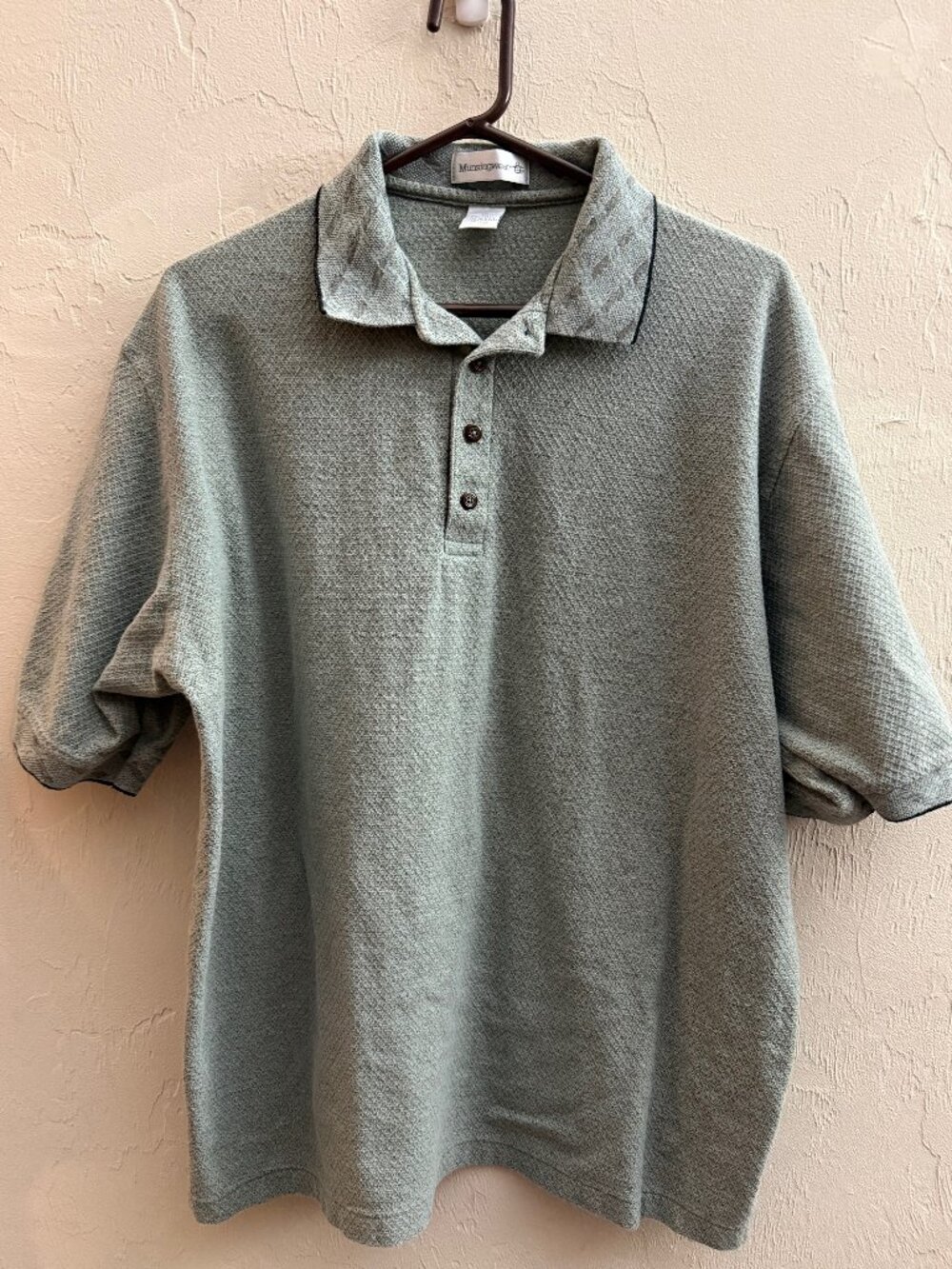 Vintage Munsingwear Men's XL Sage Green Textured Golf Polo Made in USA
